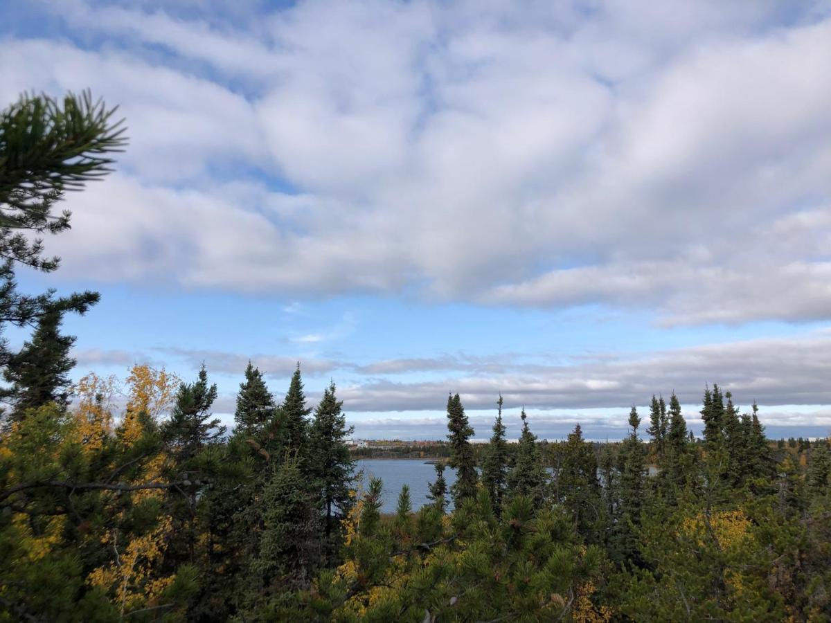 好丘。Hacho House Bed & Breakfast Yellowknife Bagian luar foto